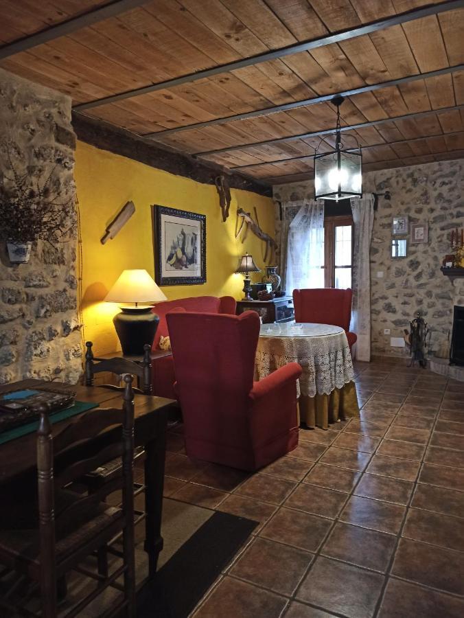 La Hueta Bajo Villa Orcera Exterior photo